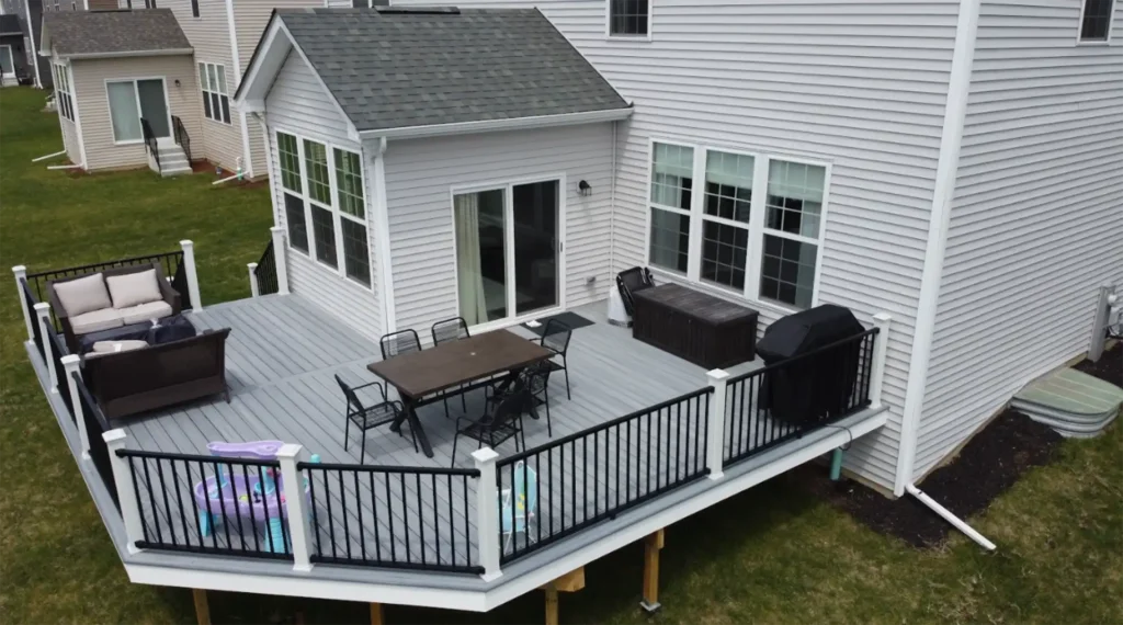 Custom deck built with affordable deck builders in Chicago cost options