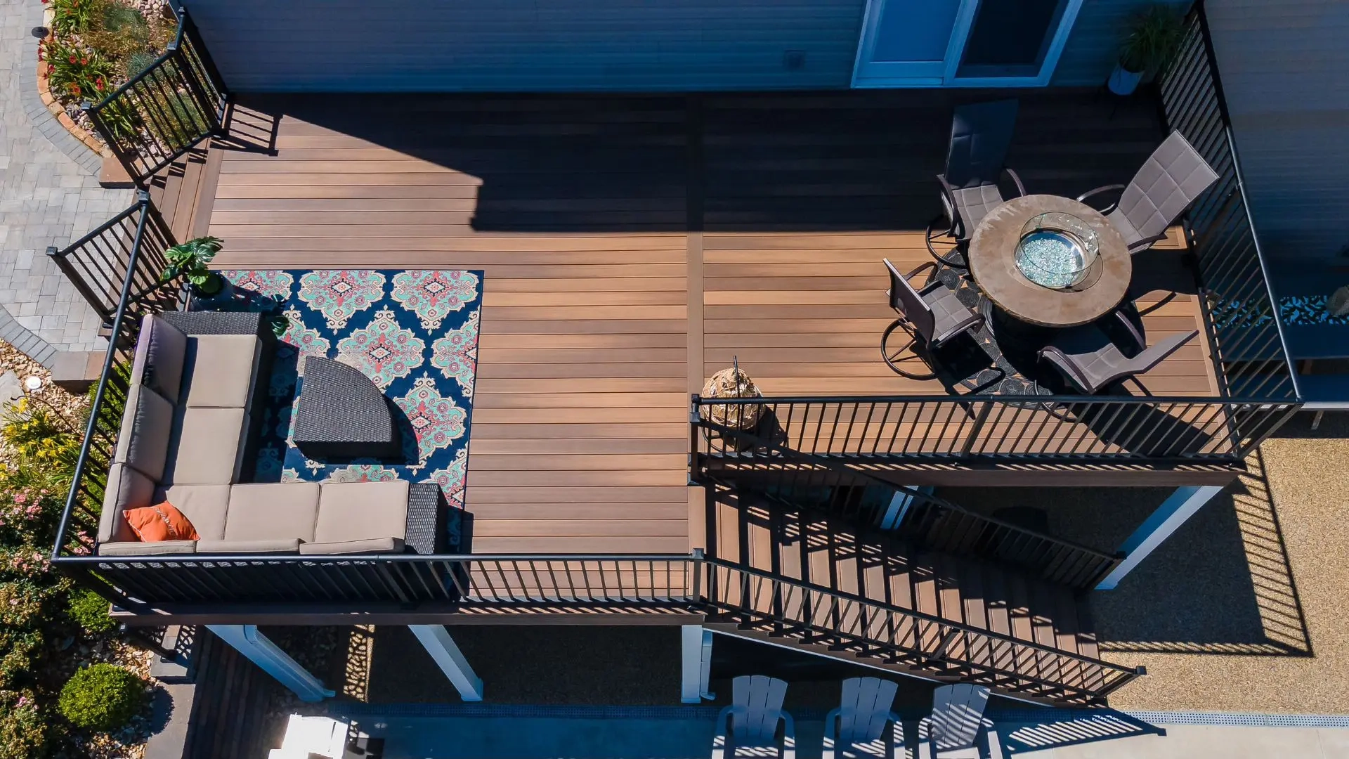 Low-maintenance composite decks in Chicago, IL.