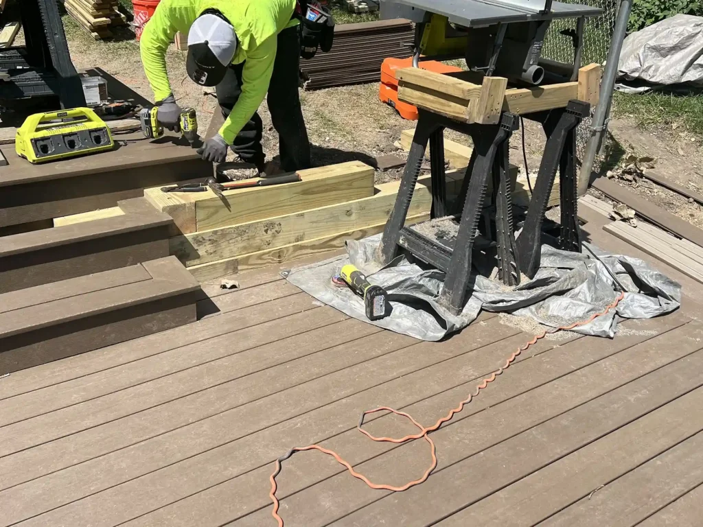 Trusted composite deck builders serving Chicago, IL.